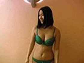 美人ADさんヤっちゃった。in沖縄　サンプル画像04